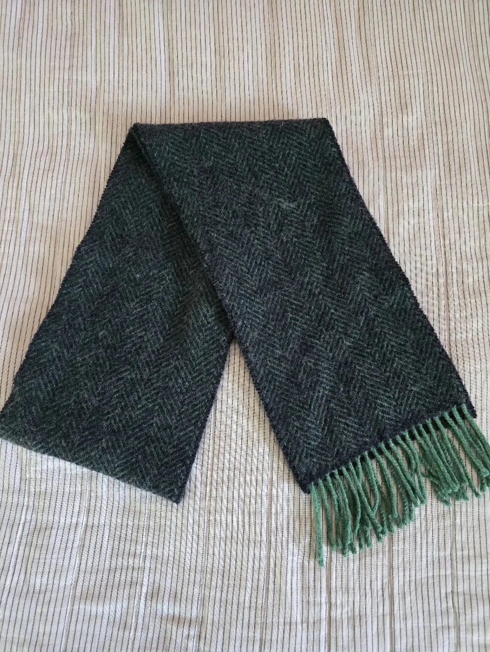 John Hanly 9x78 Irish Cashmere Merino Scarf Green Charcoal Herringbone